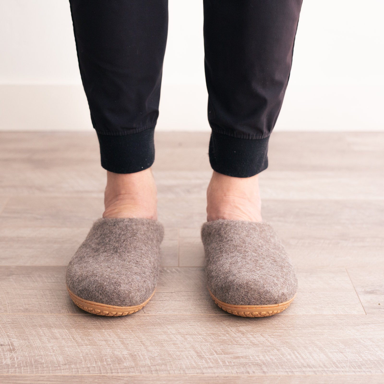 Earth Brown | Mens Organic Merino Wool Slippers